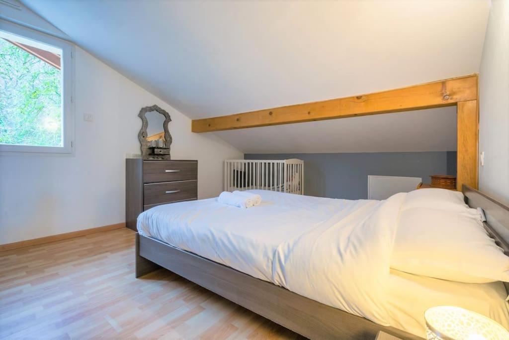 & Panorama Annecy -parking & Terrasse Apartment Sévrier